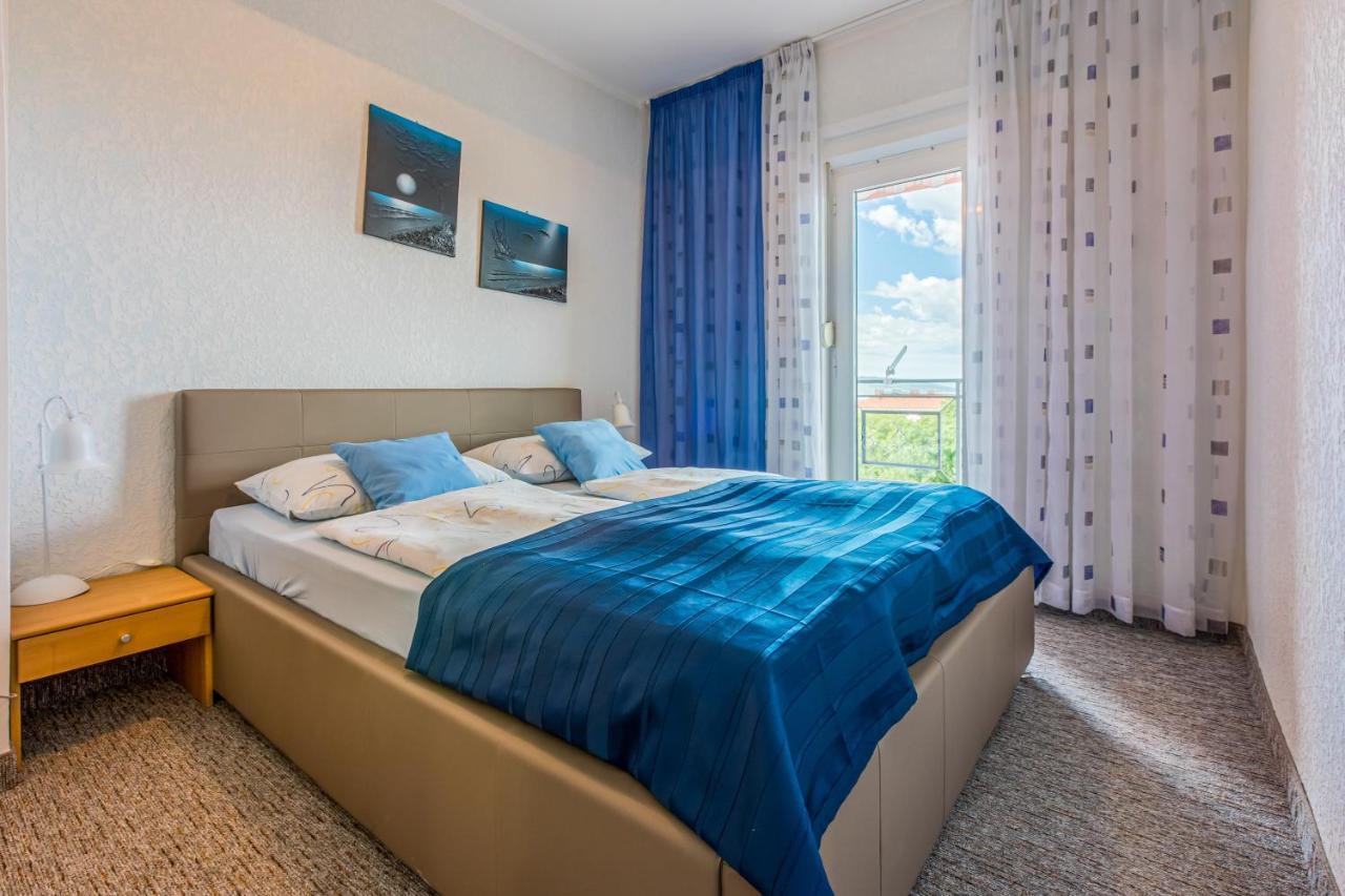 Apartments With A Parking Space Crikvenica - 5478 Extérieur photo